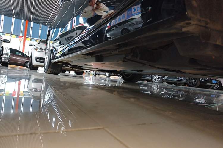 Used Toyota Avalon 2019 Dual-Engine 2.5L Luxury Edition China VI Standard Left Side Sill
