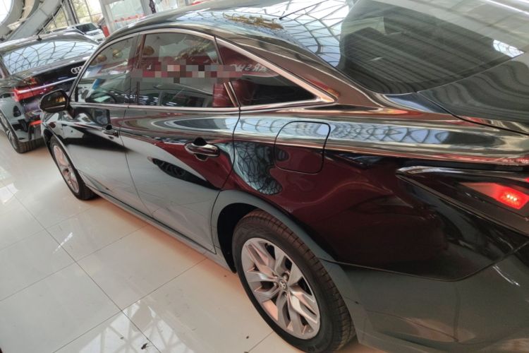 Used Toyota Avalon 2019 2.0L Luxury Edition China VI Standard Left Side