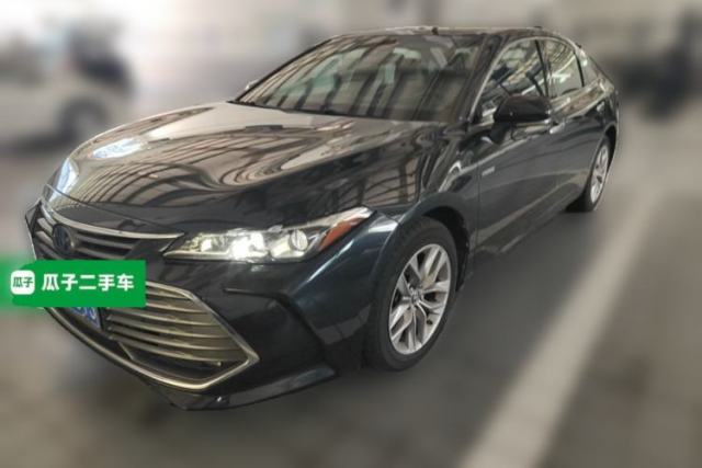 Used Toyota Avalon 2019 Dual-Engine 2.5L Luxury Edition China VI Standard