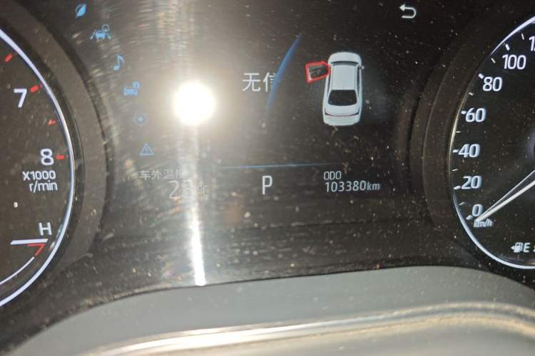 Used Toyota Avalon 2019 2.5L Touring Premium Version China VI Standard Odometer Close Up