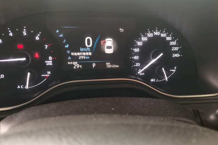 Used Toyota Avalon 2019 2.0L Luxury Edition China VI Standard Odometer Close Up