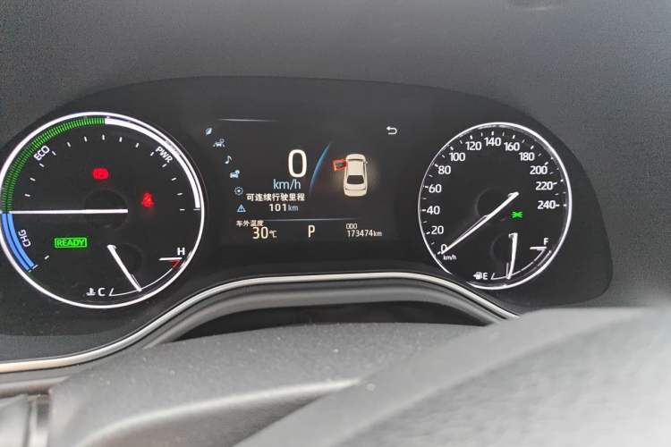 Used Toyota Avalon 2019 Dual-Engine 2.5L Luxury Edition China VI Standard Odometer Close Up