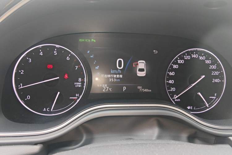 Used Toyota Avalon 2019 2.0L XLE Premium Edition China VI Odometer Close Up