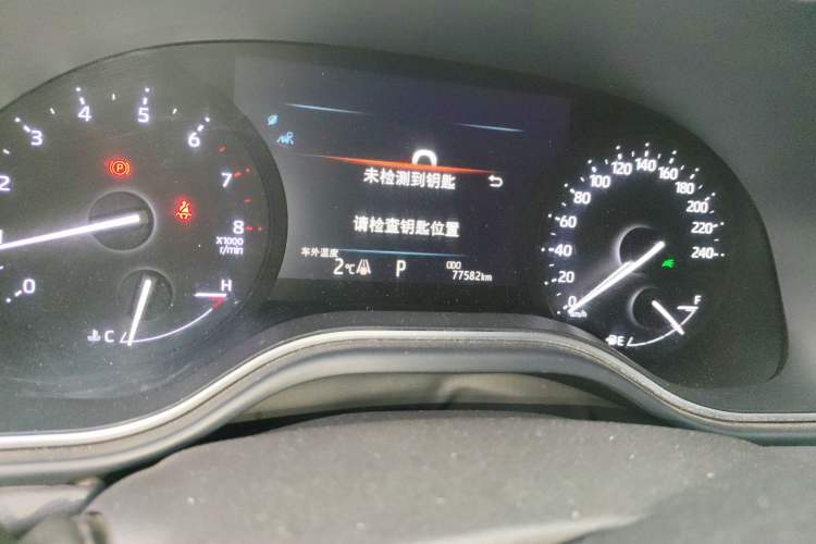 Used Toyota Avalon 2019 2.0L Luxury Edition China VI Standard Odometer Close Up