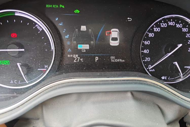 Used Toyota Avalon 2019 Dual-Engine 2.5L Limited Flagship Edition China V Standard Odometer Close Up