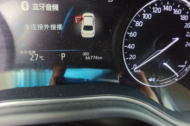 Used Toyota Avalon 2019 2.5L Touring Premium Version China VI Standard Odometer Close Up