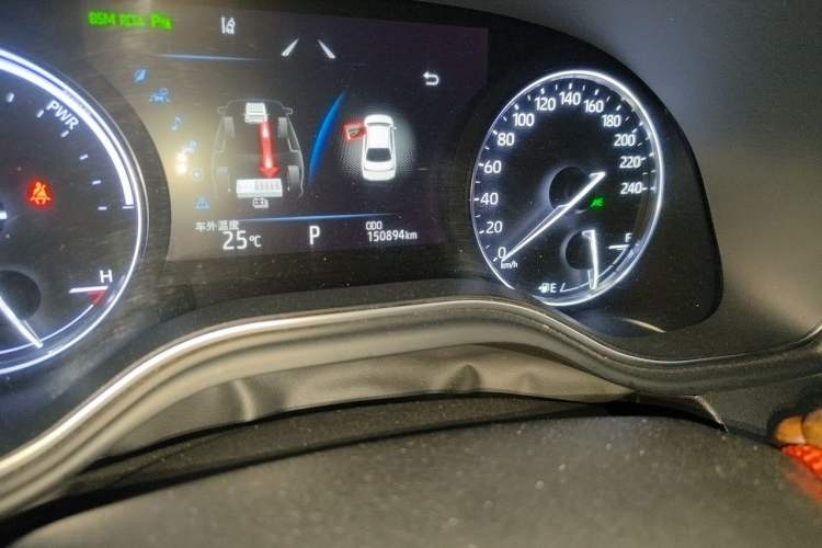 Used Toyota Avalon 2019 Dual-Engine 2.5L Limited Flagship Edition China VI Standard Odometer Close Up