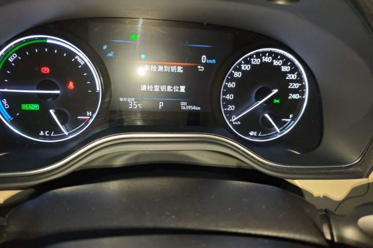 Used Toyota Avalon 2019 Dual-Engine 2.5L Luxury Edition China VI Standard Odometer Close Up