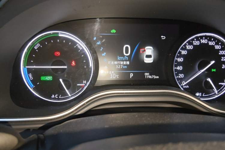 Used Toyota Avalon 2019 Dual-Engine 2.5L Luxury Edition China VI Standard Odometer Close Up