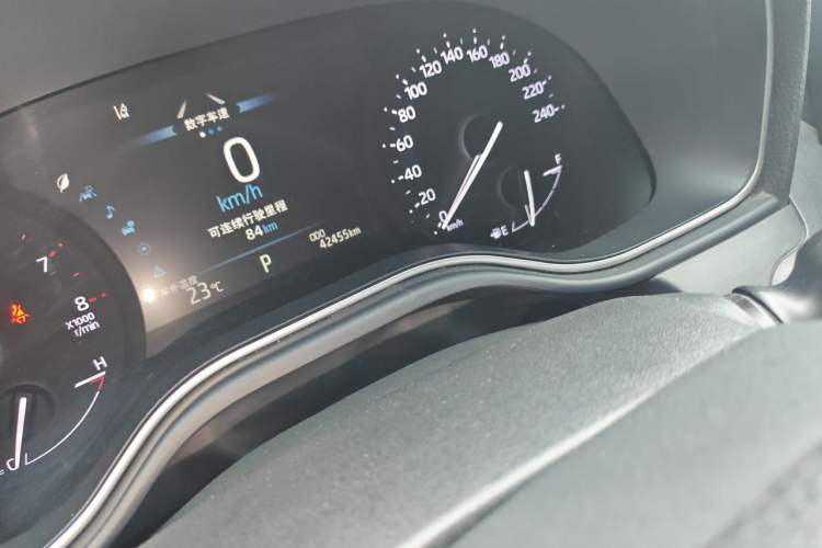 Used Toyota Avalon 2019 2.0L Luxury Edition China VI Standard Odometer Close Up