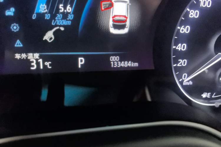 Used Toyota Avalon 2019 Dual-Engine 2.5L Luxury Edition China VI Standard Odometer Close Up