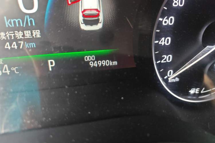 Used Toyota Avalon 2019 Dual-Engine 2.5L Limited Flagship Edition China VI Standard Odometer Close Up