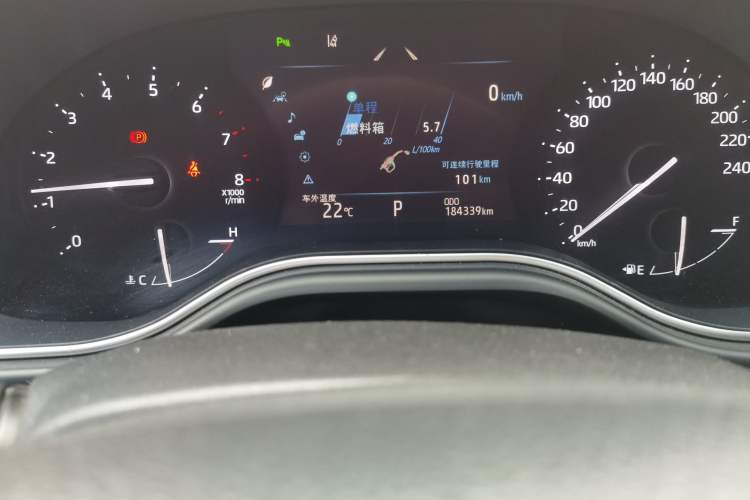 Used Toyota Avalon 2019 2.0L Luxury Edition China VI Standard Odometer Close Up