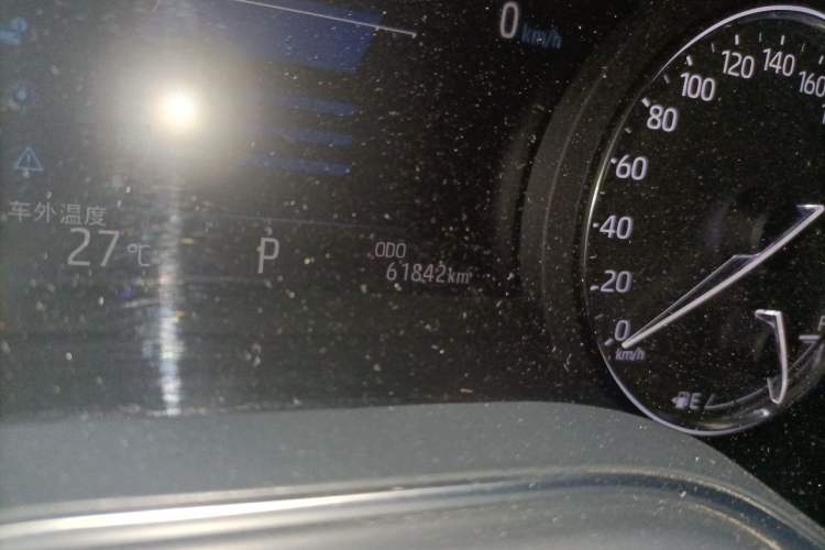 Used Toyota Avalon 2019 Dual-Engine 2.5L Luxury Edition China VI Standard Odometer Close Up