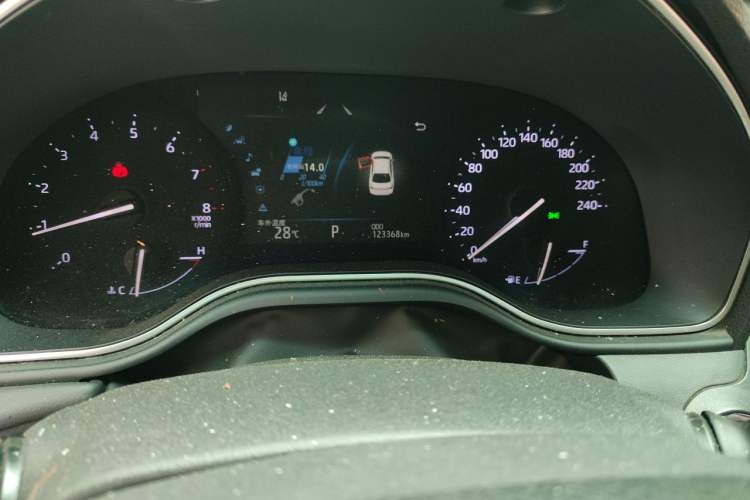 Used Toyota Avalon 2019 2.0L Luxury Edition China VI Standard Odometer Close Up
