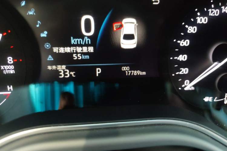 Used Toyota Avalon 2019 2.0L Luxury Edition China VI Standard Odometer Close Up