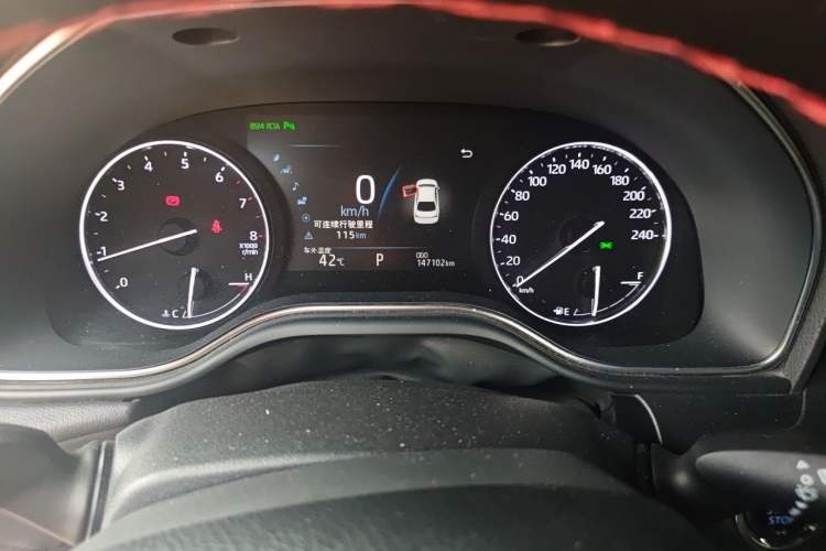 Used Toyota Avalon 2019 2.0L XLE Premium Edition China VI Odometer Close Up