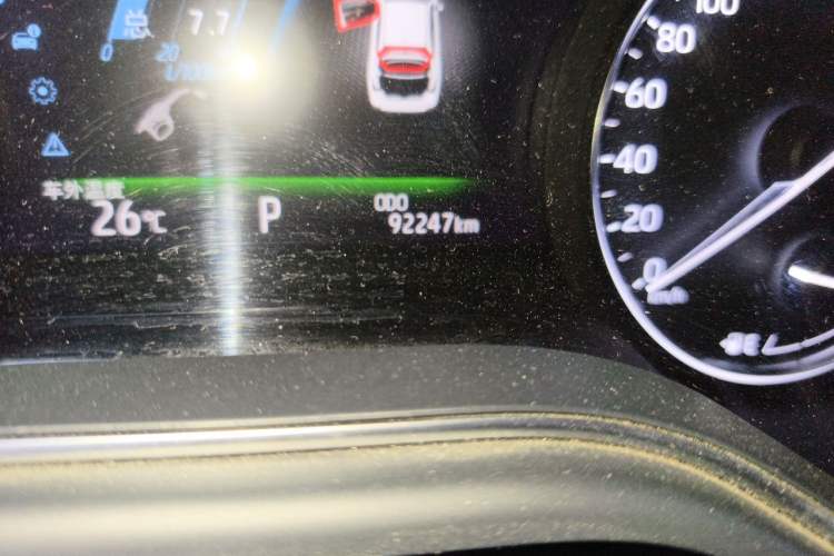 Used Toyota Avalon 2019 2.5L Touring Premium Version China VI Standard Odometer Close Up