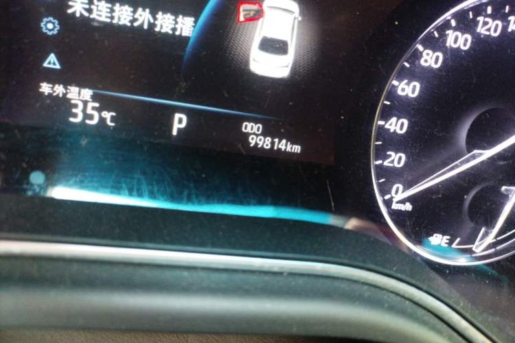 Used Toyota Avalon 2019 2.5L Touring Premium Version China VI Standard Odometer Close Up