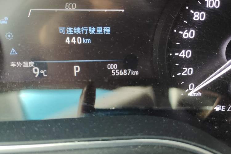 Used Toyota Avalon 2019 2.0L Ambition Edition China VI Odometer Close Up