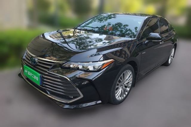 Used Toyota Avalon 2019 Dual-Engine 2.5L XLE Prestige Version China VI Standard