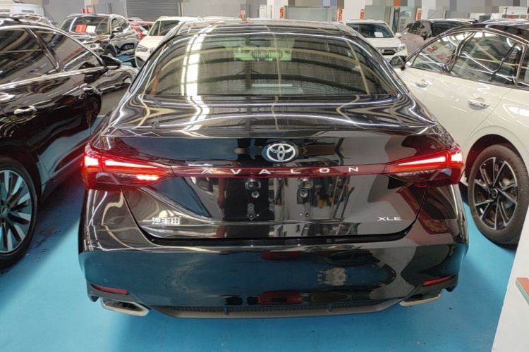Used Toyota Avalon 2019 2.0L XLE Premium Edition China VI Rear