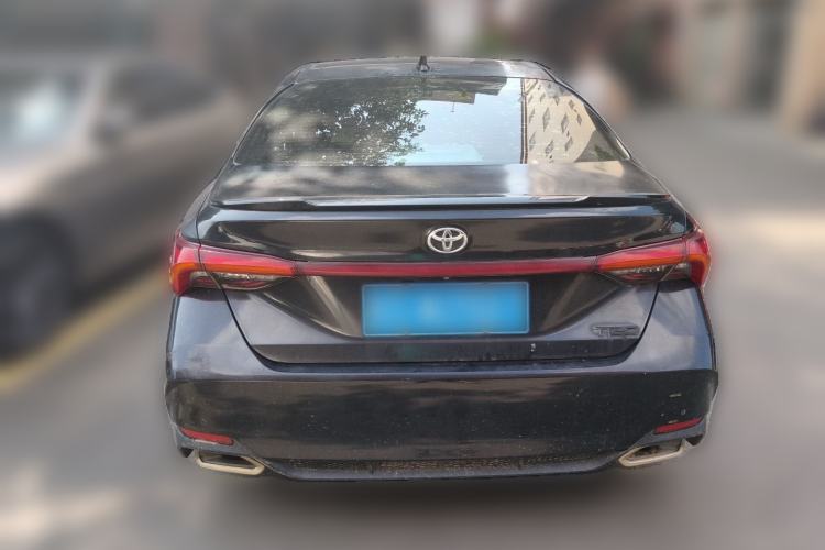 Used Toyota Avalon 2019 2.5L Touring Premium Version China VI Standard Rear
