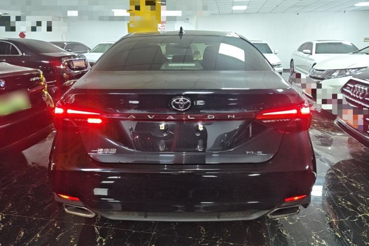 Used Toyota Avalon 2019 2.0L XLE Premium Edition China VI Rear