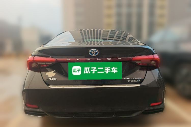 Used Toyota Avalon 2019 Dual-Engine 2.5L Limited Flagship Edition China V Standard Rear