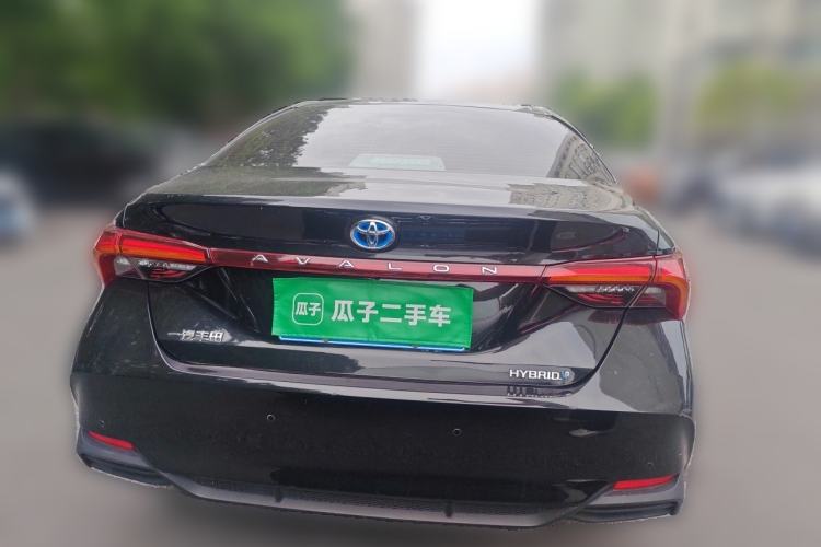Used Toyota Avalon 2019 Dual-Engine 2.5L Luxury Edition China VI Standard Rear