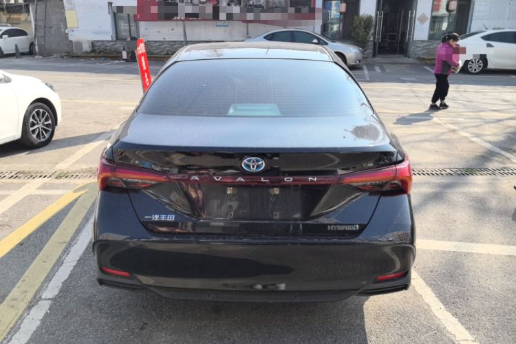 Used Toyota Avalon 2019 Dual-Engine 2.5L Luxury Edition China VI Standard Rear