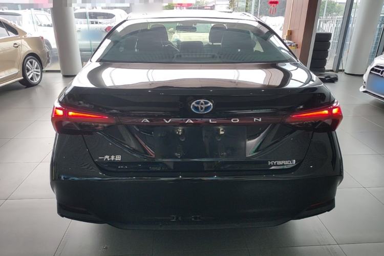 Used Toyota Avalon 2019 Dual-Engine 2.5L Luxury Edition China VI Standard Rear