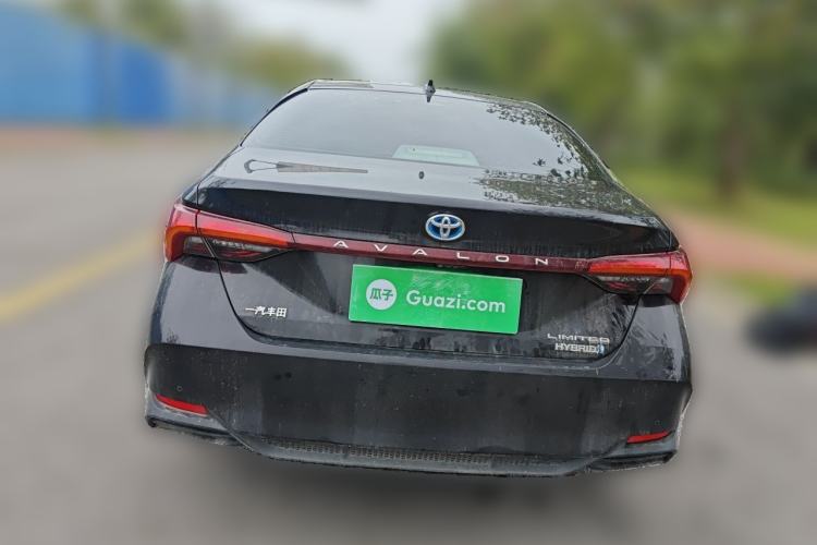 Used Toyota Avalon 2019 Dual-Engine 2.5L Limited Flagship Edition China V Standard Rear