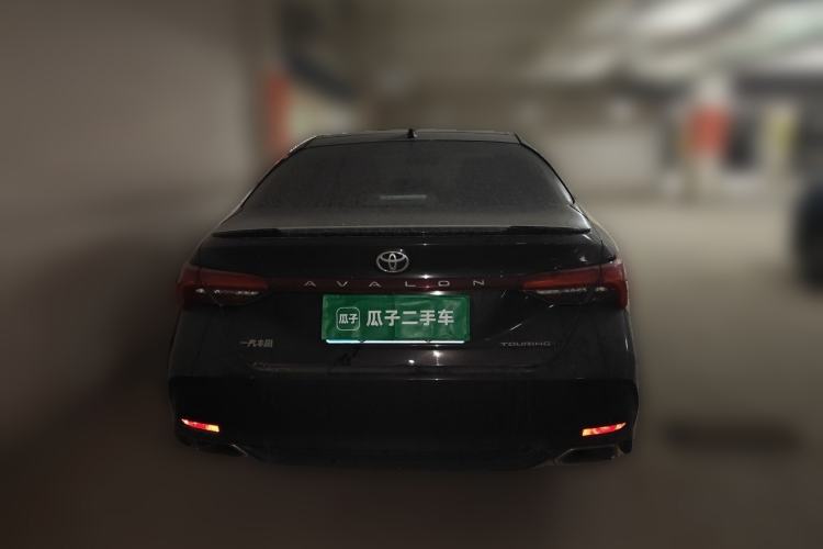 Used Toyota Avalon 2019 2.5L Touring Premium Version China VI Standard Rear