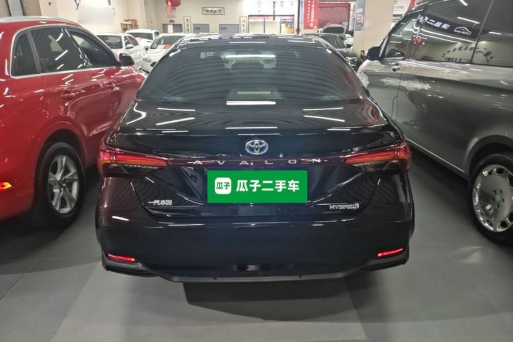 Used Toyota Avalon 2019 Dual-Engine 2.5L Luxury Edition China VI Standard Rear