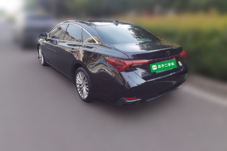 Used Toyota Avalon 2019 Dual-Engine 2.5L XLE Prestige Version China VI Standard Rear Left 45 Deg