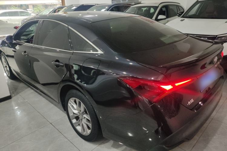 Used Toyota Avalon 2019 2.5L Ambition Version China VI Standard Rear Left 45 Deg