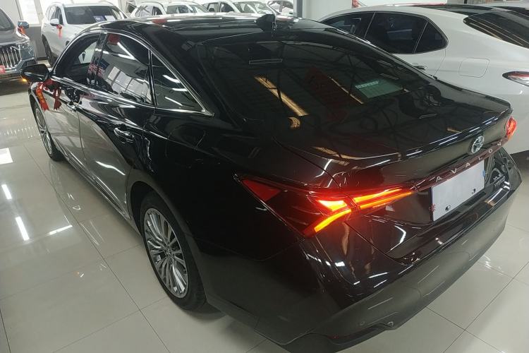 Used Toyota Avalon 2019 Dual-Engine 2.5L XLE Prestige Version China VI Standard Rear Left 45 Deg