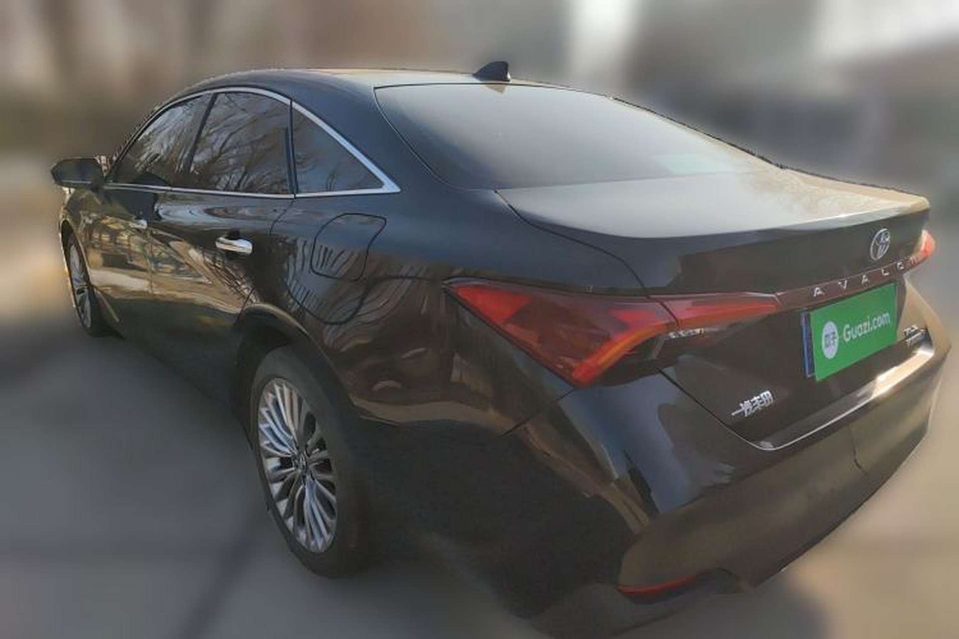 Used Toyota Avalon 2019 Dual-Engine 2.5L XLE Prestige Version China VI Standard Rear Left 45 Deg