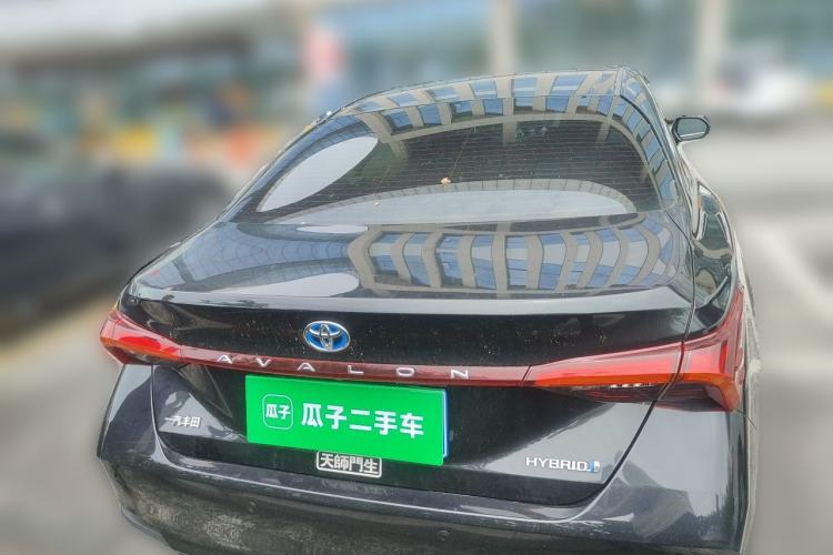 Used Toyota Avalon 2019 Dual-Engine 2.5L Luxury Edition China VI Standard Rear