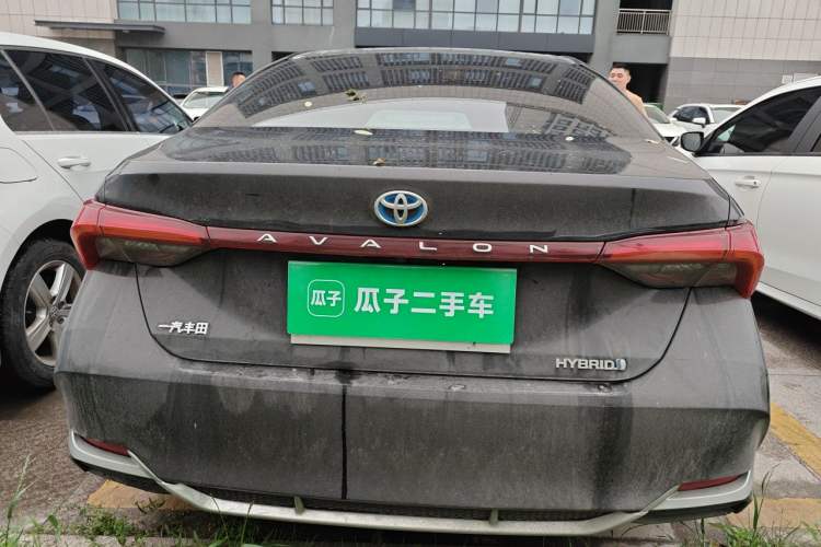 Used Toyota Avalon 2019 Dual-Engine 2.5L Luxury Edition China VI Standard Rear