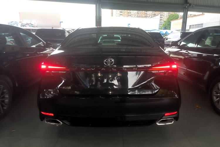 Used Toyota Avalon 2019 2.0L Luxury Edition China VI Standard Rear