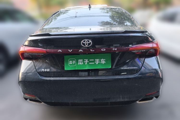 Used Toyota Avalon 2019 2.5L Touring Premium Version China VI Standard Rear