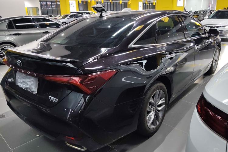 Used Toyota Avalon 2019 2.0L Luxury Edition China VI Standard Rear Right 45 Deg