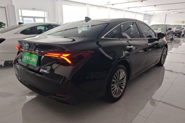 Used Toyota Avalon 2019 Dual-Engine 2.5L XLE Prestige Version China VI Standard Rear Right 45 Deg