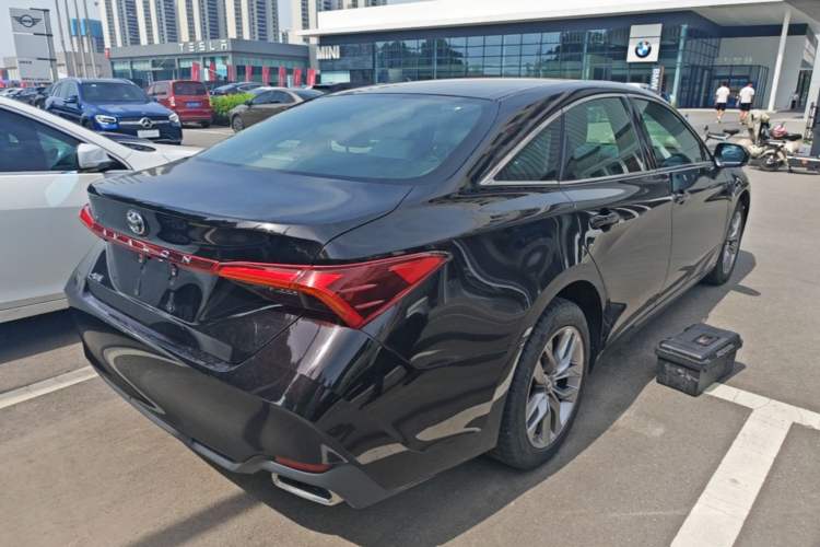 Used Toyota Avalon 2019 2.0L Ambition Edition China VI Rear Right 45 Deg
