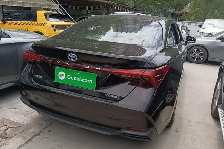 Used Toyota Avalon 2019 Dual-Engine 2.5L Luxury Edition China VI Standard Rear Right 45 Deg