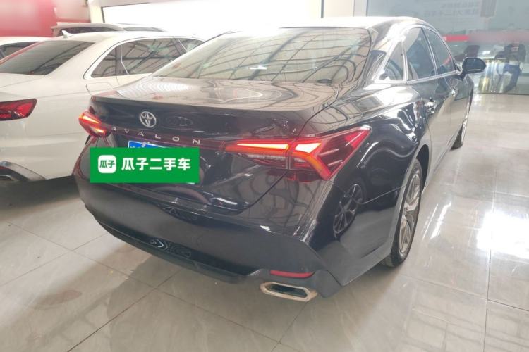 Used Toyota Avalon 2019 2.0L Luxury Edition China VI Standard Rear Right 45 Deg