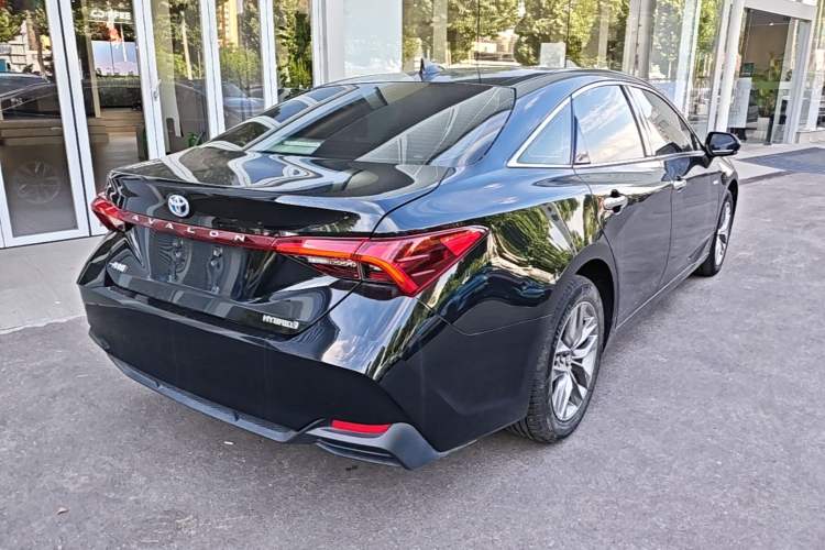 Used Toyota Avalon 2019 Dual-Engine 2.5L Luxury Edition China VI Standard Rear Right 45 Deg