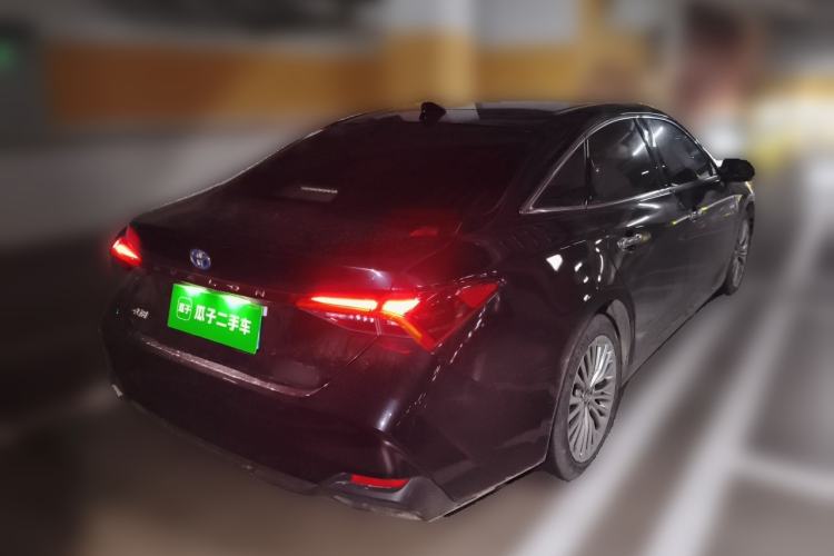 Used Toyota Avalon 2019 Dual-Engine 2.5L XLE Prestige Version China VI Standard Rear Right 45 Deg